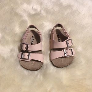 Faux leather double buckle baby sandals!